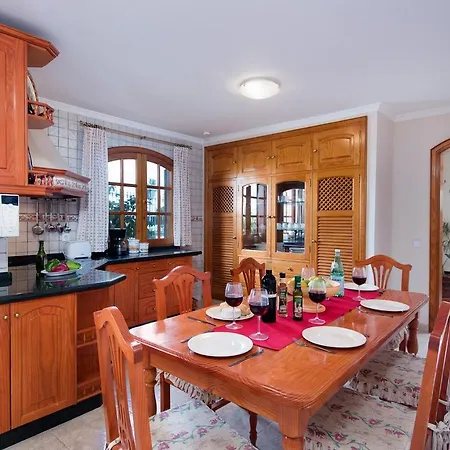Rosamar Villa *